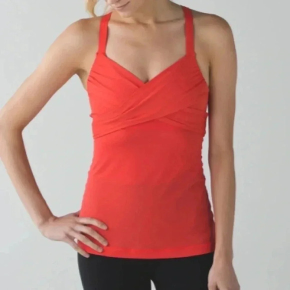 Lululemon Wrap It Up Tank Alarming | size 6 - Picture 1 of 6